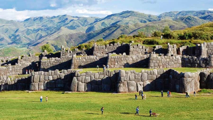 Cusco: Pisac, Sacsayhuaman, Q'enqo, and Tambomachay Tour - Taray Viewpoint and the terraces below