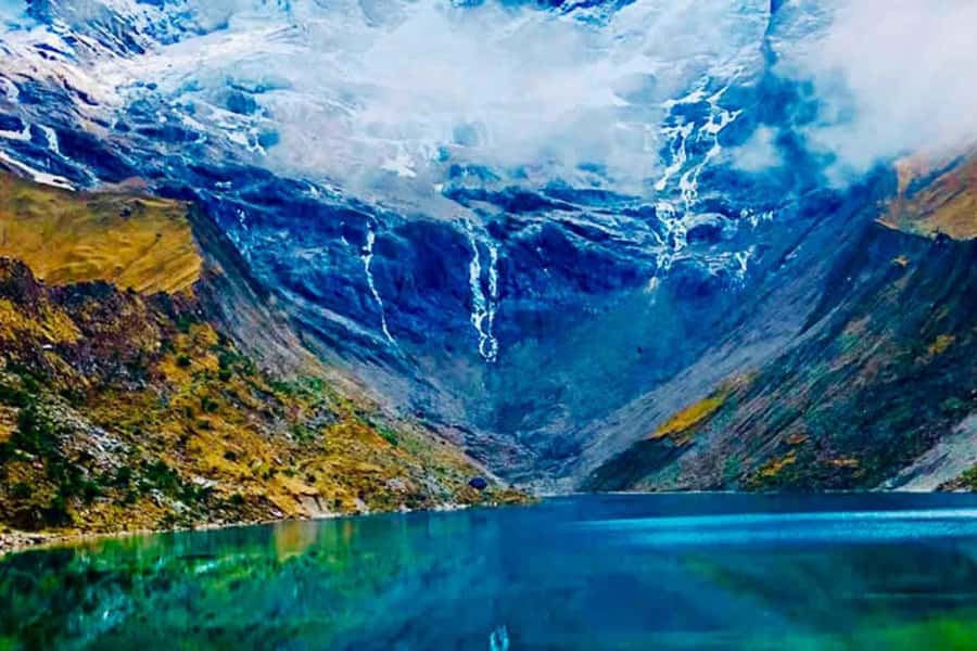 Cusco: Rainbow Mountain and Humantay Lake 2-Day Tour + Meals - Two famous Cusco hikes, one demanding weekend