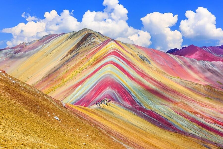 Cusco : Rainbow Mountain and Red Valley Tour - Watch for animals on the way up