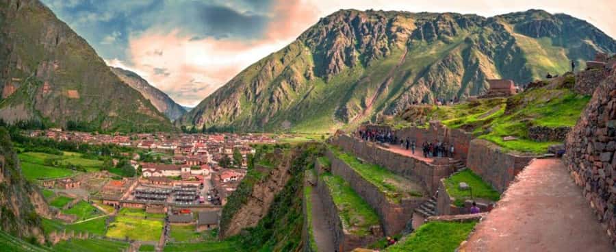 Cusco: Sacred Valley and Salt Mines Ending in Ollantaytambo - What the $40 price really covers