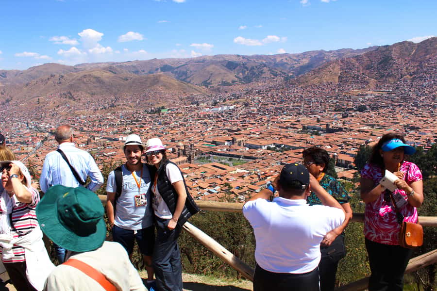 Cusco: Sightseeing Tour of the City on an Open-Top Bus - Sacsayhuamán, the massive Inca stronghold