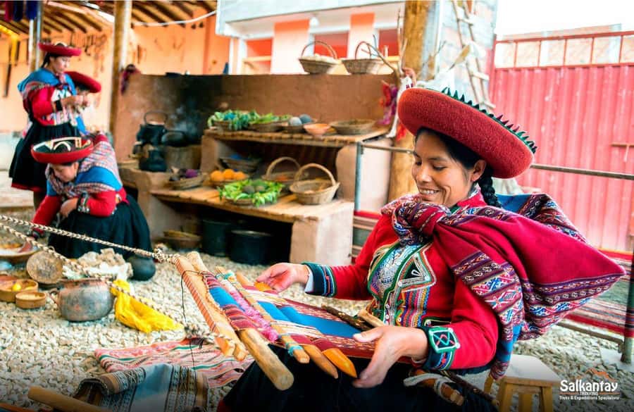 Cusco | Visit Maras, Moray, Chinchero, Pisac | Valle Vip - Pisac closes the day with terraces and a major cemetery