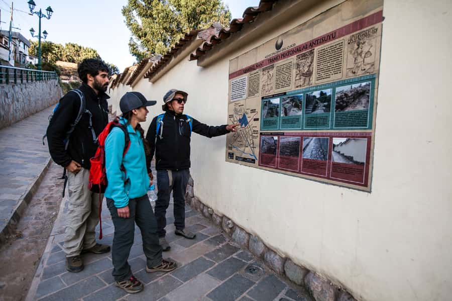 Cusco: Walking Tour Cusco - Booking details that affect your day