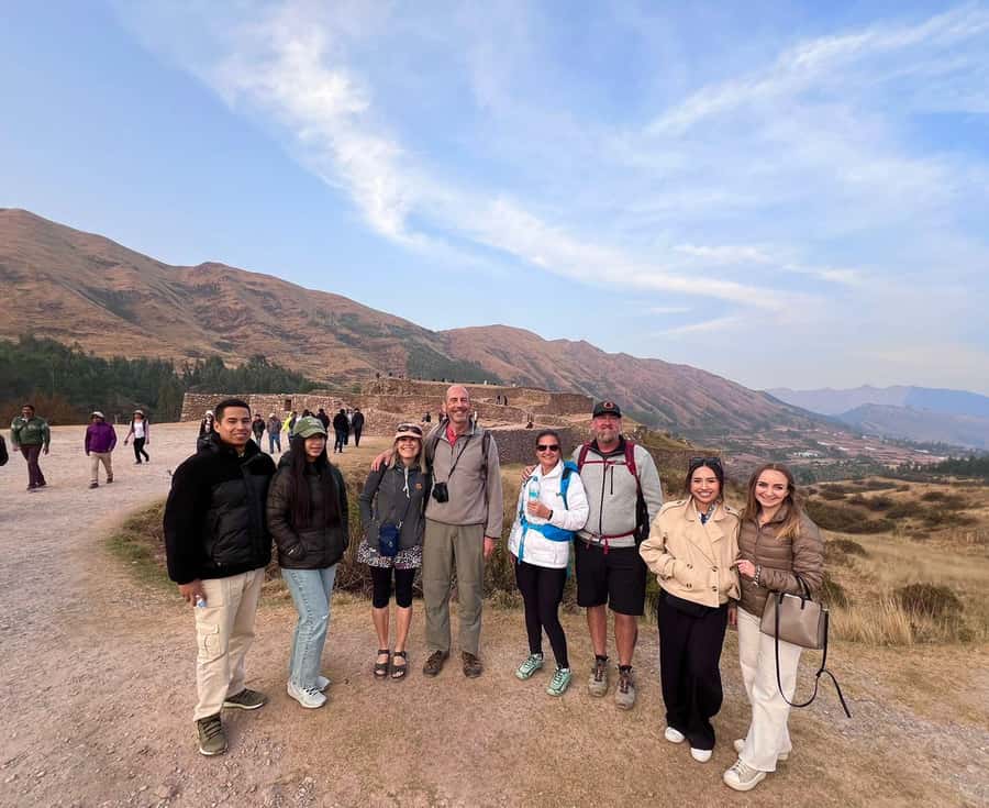 Cuzco : Excursion City Tour in Cusco, Sacsayhuaman and Tambomachay - The alpaca shop issue