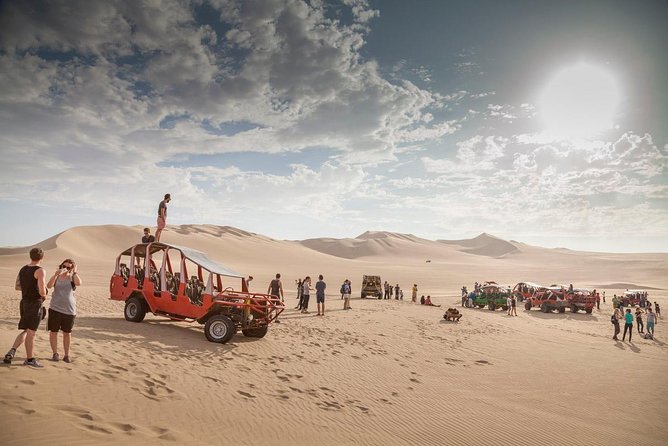 Dune buggy in Huacachina - Sandboarding from the high dunes