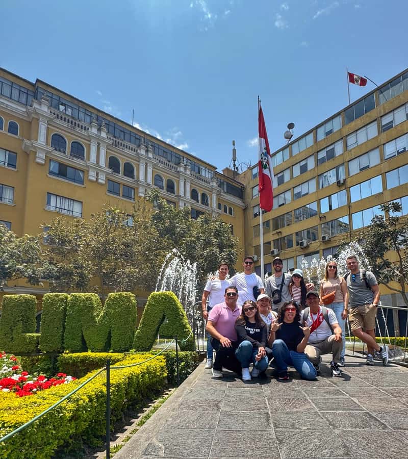 Enjoy Lima Walking Historic Center, Plaza San Martin and Plaza de Armas - Key points at a glance
