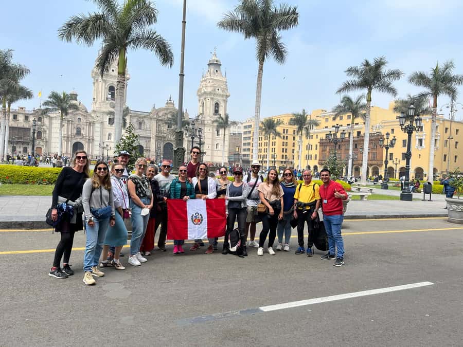 Enjoy Lima Walking Historic Center, Plaza San Martin and Plaza de Armas - Why walking gives Lima’s center more meaning