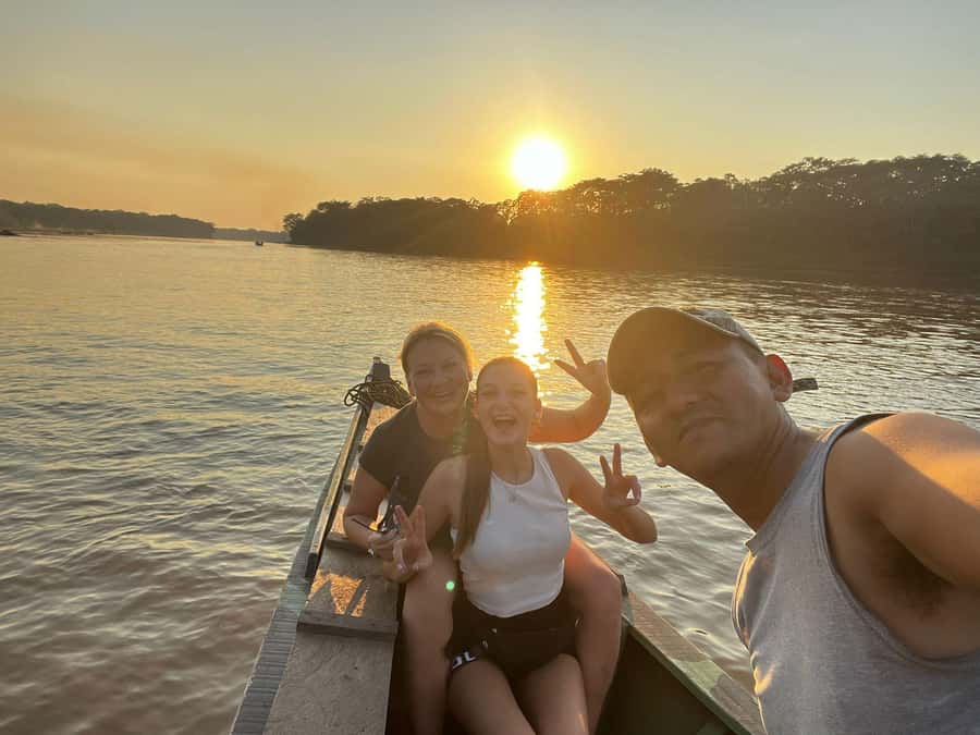 Excursion 3 days/2 nights in the jungle - Day 2: A 3-kilometer walk to Sandoval Lake