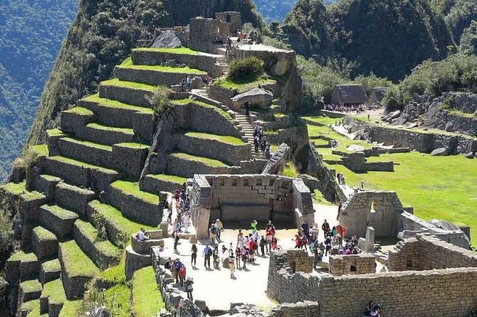 Excursion to MachuPicchu from Cusco with lunch | Private Service| - What the $331.20 price really covers