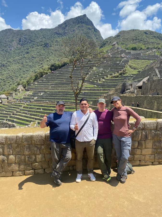 From Aguas Calientes: Machu Picchu guided tour with tickets - The 25-minute bus ride to Machu Picchu