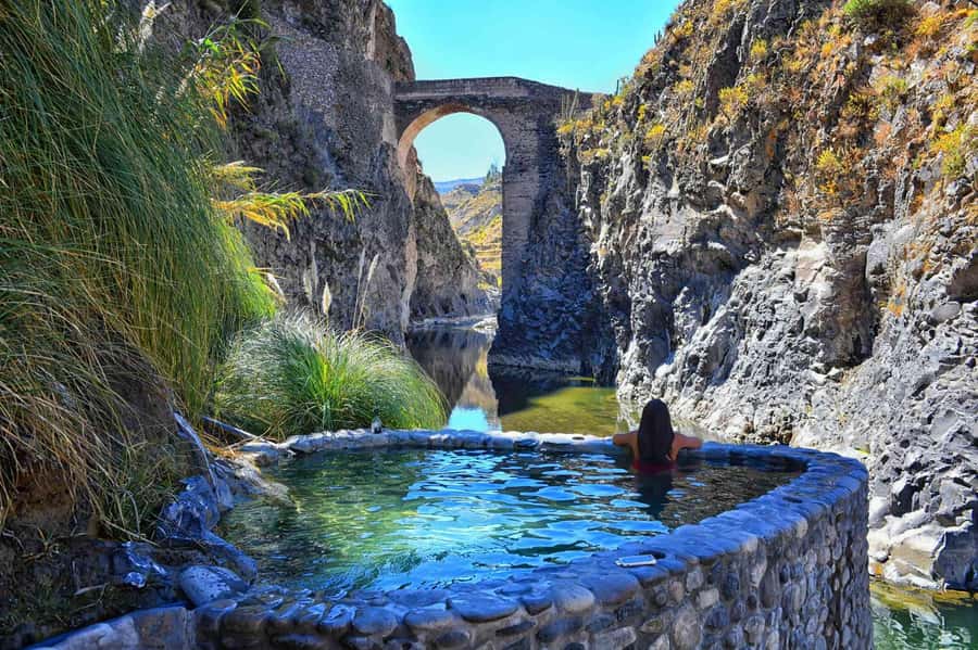 From Arequipa: Colca Valley & Thermal Baths Small-Group Trip - Why this one-day Colca trip works