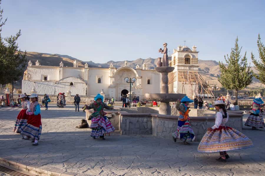 From Arequipa: Full Day Tour of Colca Canyon with Meals - What the $27 price really buys