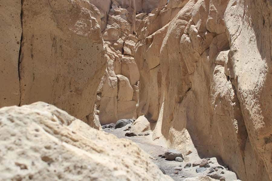 From Arequipa: Sillar Route and Hike in Culebrillas - Petroglyphs at the end of the walk