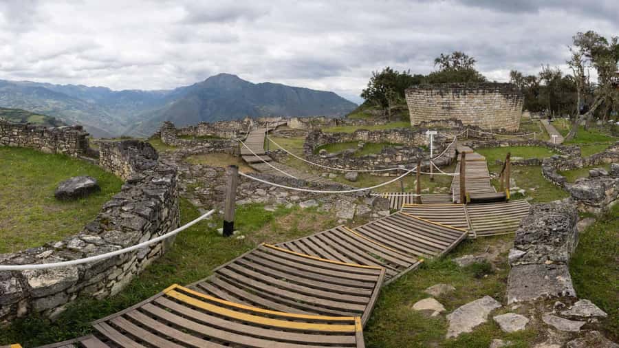 From Chachapoyas: Kuelap Fortress and Cable Car Tour - Why Kuélap is worth giving a full day