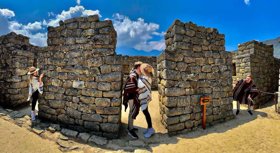 From Cusco: 1-day Machu Picchu Tour by Train - Aguas Calientes, the town below the ruins