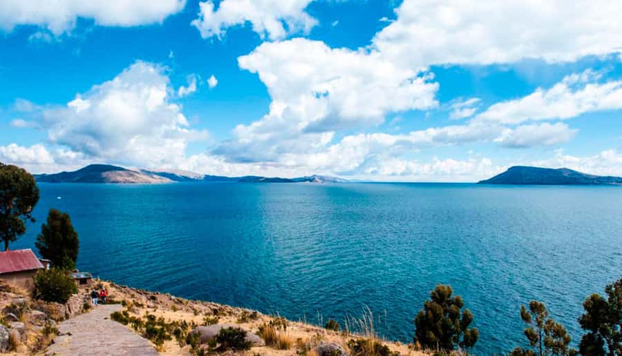 From Cusco: 2-Day Lake Titicaca Tour - Taquile Island requires a walk