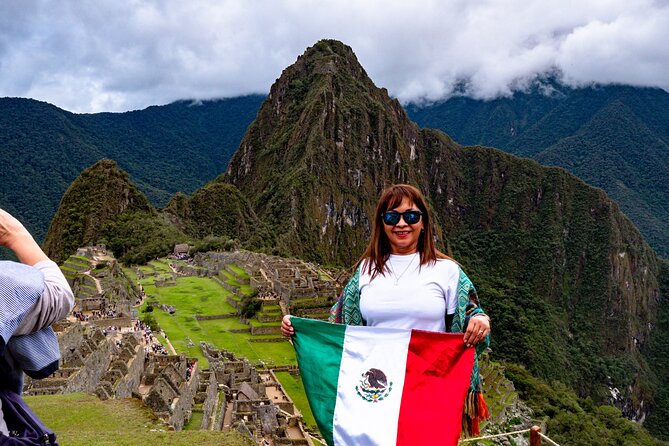 From Cusco - 2-Day Tour to the Sacred Valley and Machu Picchu with Lunch - Who should choose this two-day route?