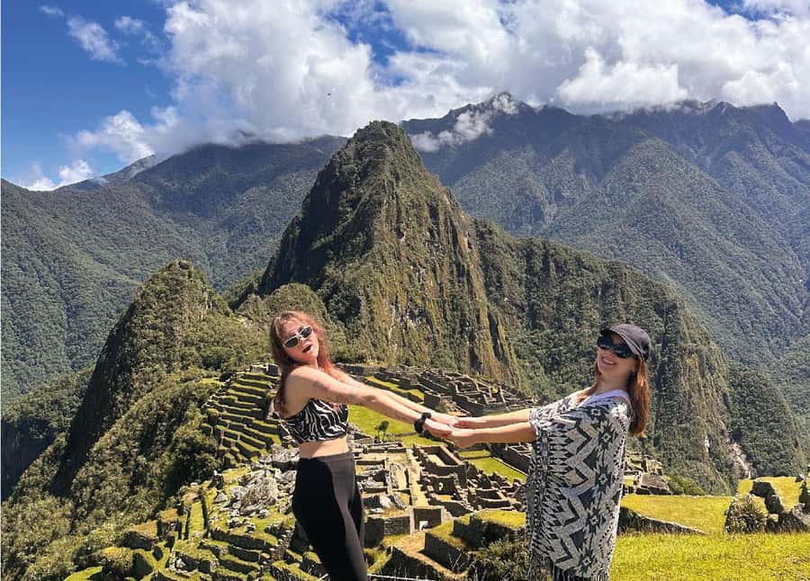 From Cusco: 2-Day Trip to the Sacred Valley and Machu Picchu - Key points at a glance