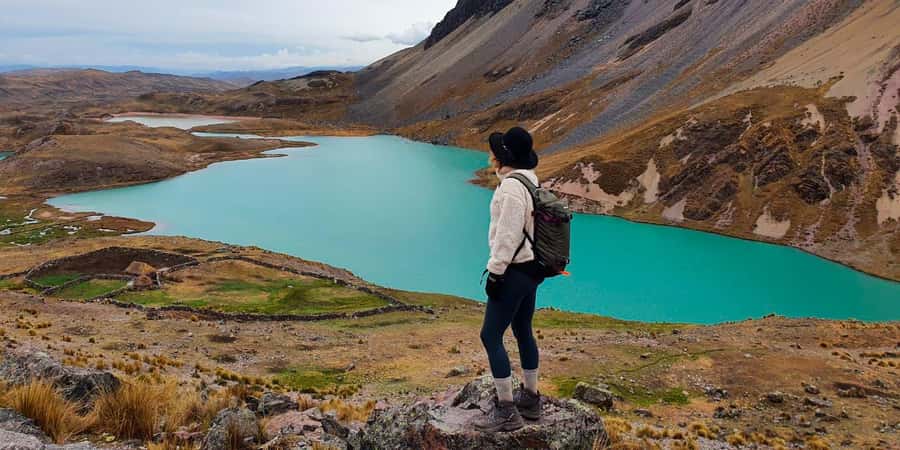 From Cusco: 7 Lakes Ausangate Trek with Breakfast and Lunch - Hiking 13 kilometers through thin air