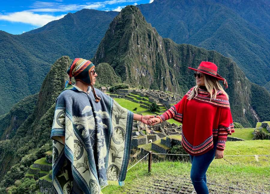 From Cusco: Full-Day Group Tour of Machu Picchu - What to bring and what to leave behind