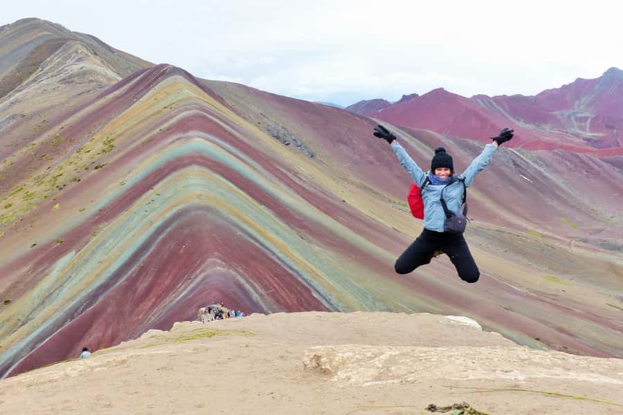 From Cusco: Guided Trip to Rainbow Mountain (6:30am option) - Breakfast and the Cusipata introduction
