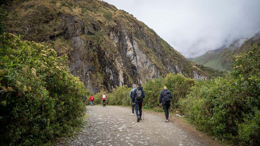 From Cusco: Humantay Lake Tour - Forty Minutes Beside the Turquoise Water