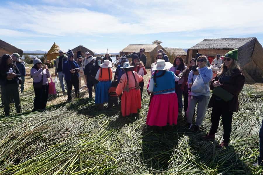 From Cusco: Lake Titicaca, Uros and Amantani by sleeper bus - What to pack for the high-altitude schedule