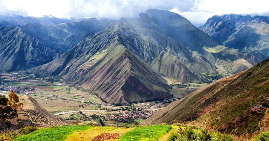 From Cusco: Maras and Moray and Ollantaytambo Tour - Moray’s circular terraces reveal Inca ingenuity