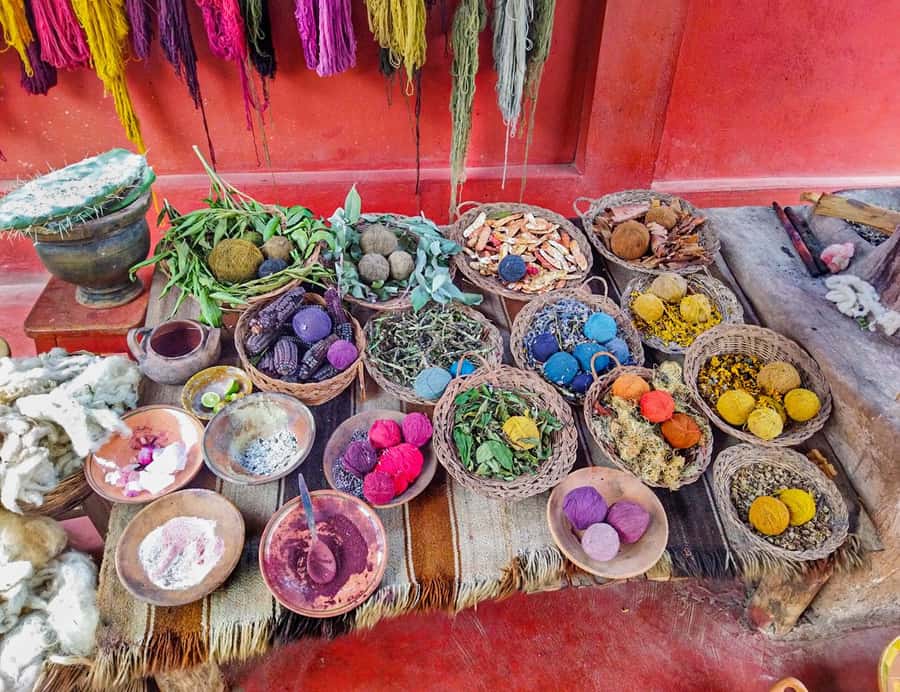 From Cusco: Moray, Maras Salt Mines & Chinchero Weavers Tour - Why Moray and Maras work so well together