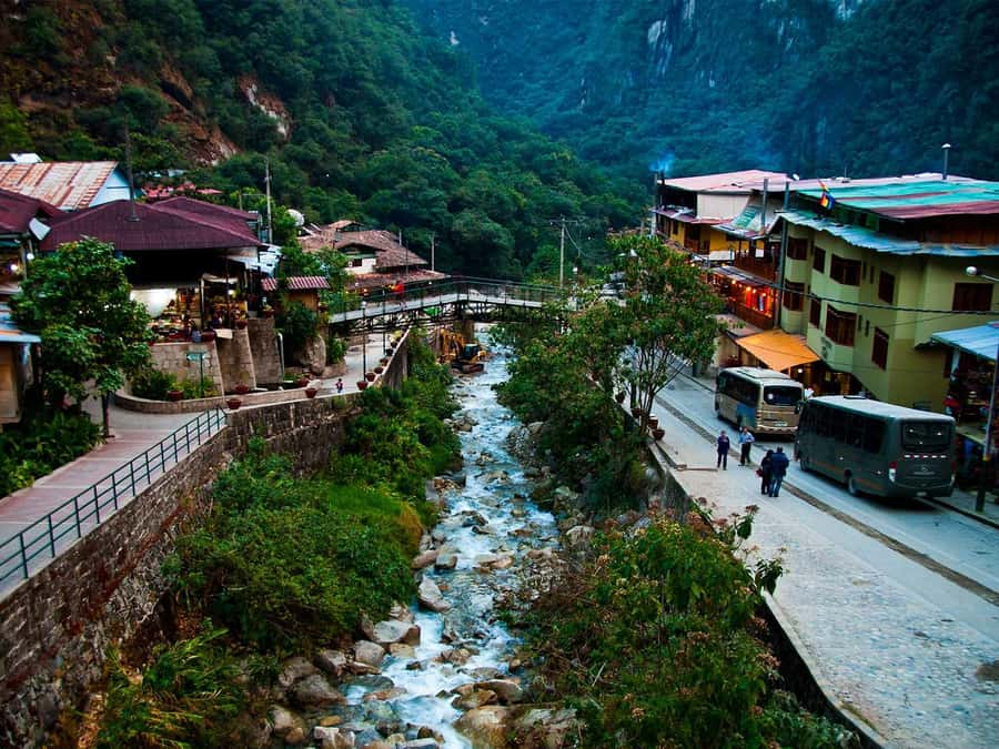 From Cusco: One-Day Round Trip to Machu Picchu by Train - Ollantaytambo to Machu Picchu by train