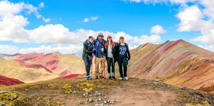 From Cusco: Palccoyo Rainbow Mountain Guided Tour - The 40-minute climb toward Palccoyo