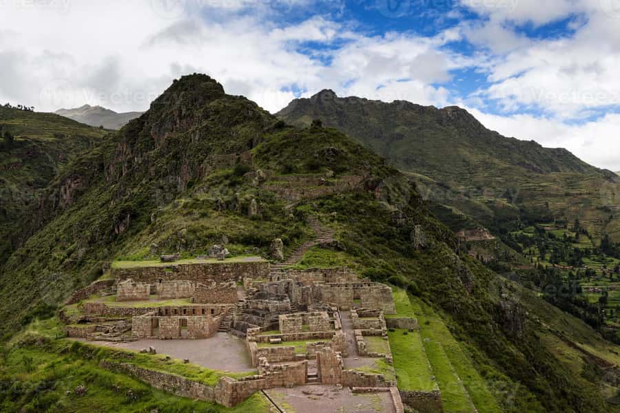 From Cusco: Private Pisac Ruins and Alpaca Farm Day Trip - Should you book the Pisac and alpaca farm tour?