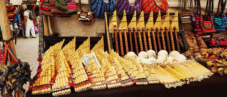From Cusco: Sacred Valley of the Incas Full-Day Tour - Lunch in the Urubamba Valley