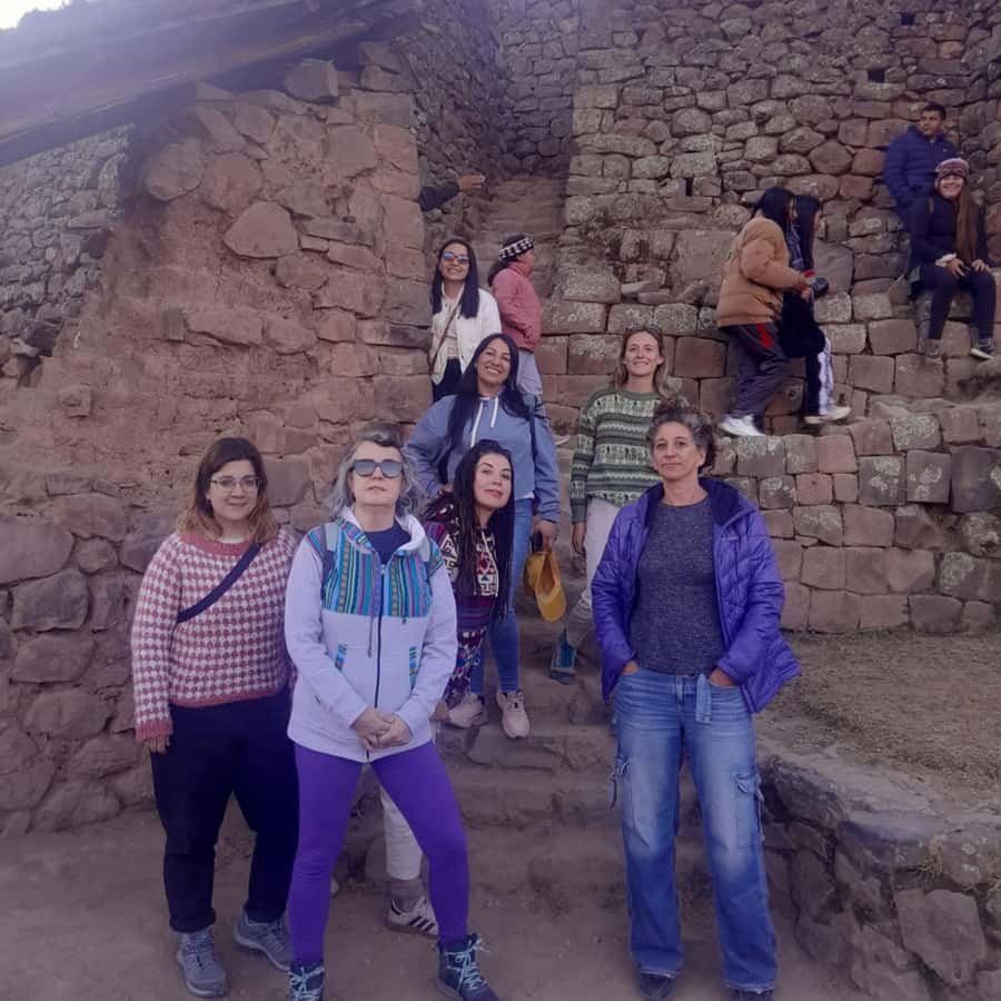 From Cusco: Sacred Valley VIP Tour with Buffet Lunch - Urubamba buffet lunch and a welcome pause