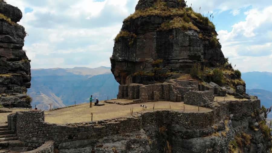From Cusco: Waqrapukara Hike Full-Day Tour With Meals - The long morning drive through Acomayo Province
