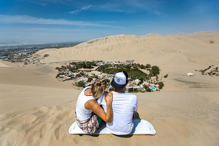 From Huacachina: Sandboarding and Dune Buggy Tour + Income - Learning the basics on a large dune