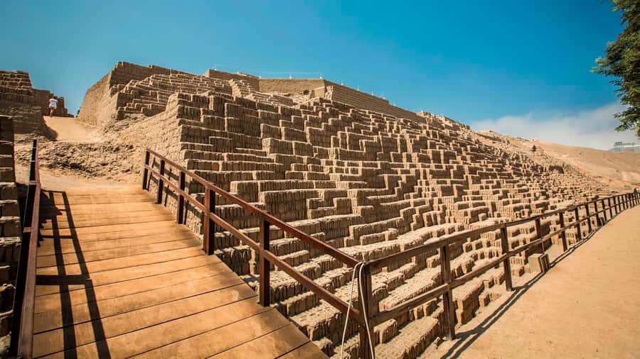 From Lima: City tour Prehispanic + Colonial & Modern Lima - Starting in Miraflores with Lima’s oldest layers