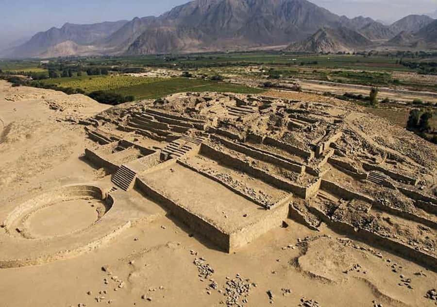 From Lima: Discover the Ancient Sites Caral & Bandurria - Reading the pyramids and temples at Caral