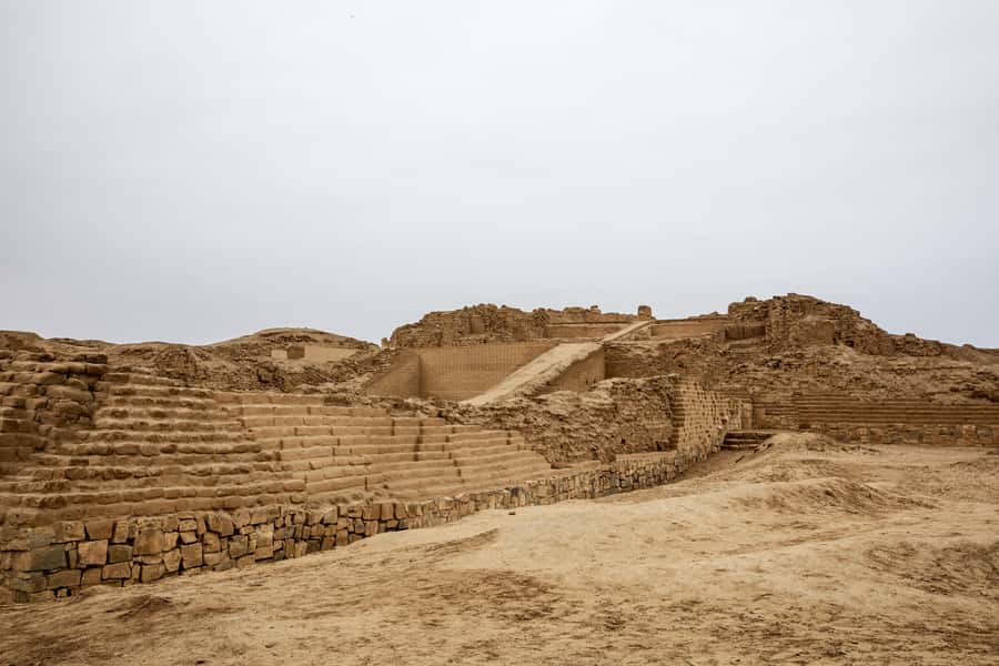 From Lima: Excursion to the Temple of Pachacamac - Three hours among temples and ancient walls