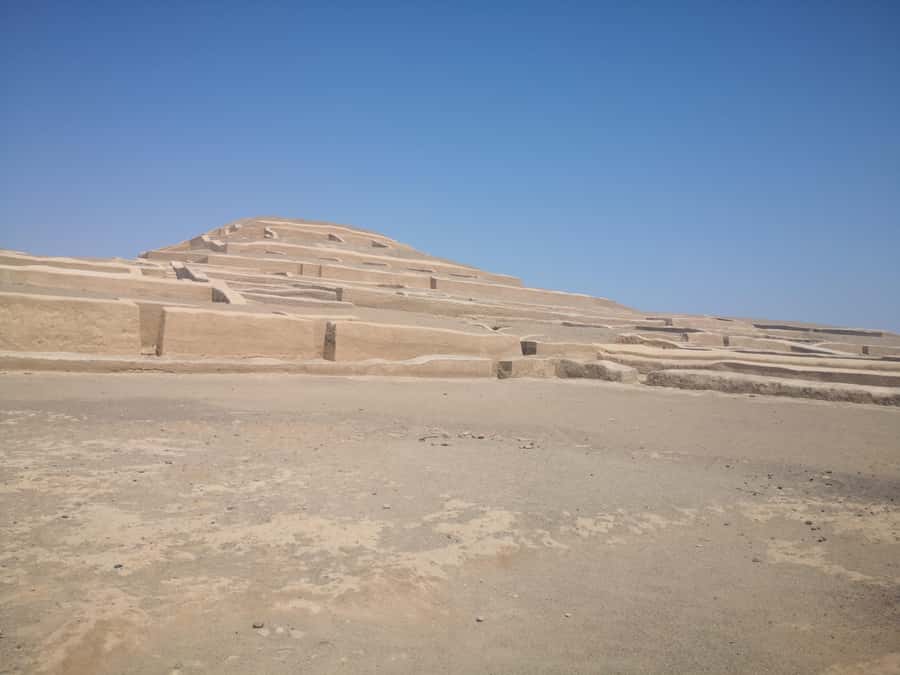 From Nazca: Cahuachi Pyramids Tour and Textile Workshop - How the guides shape the experience