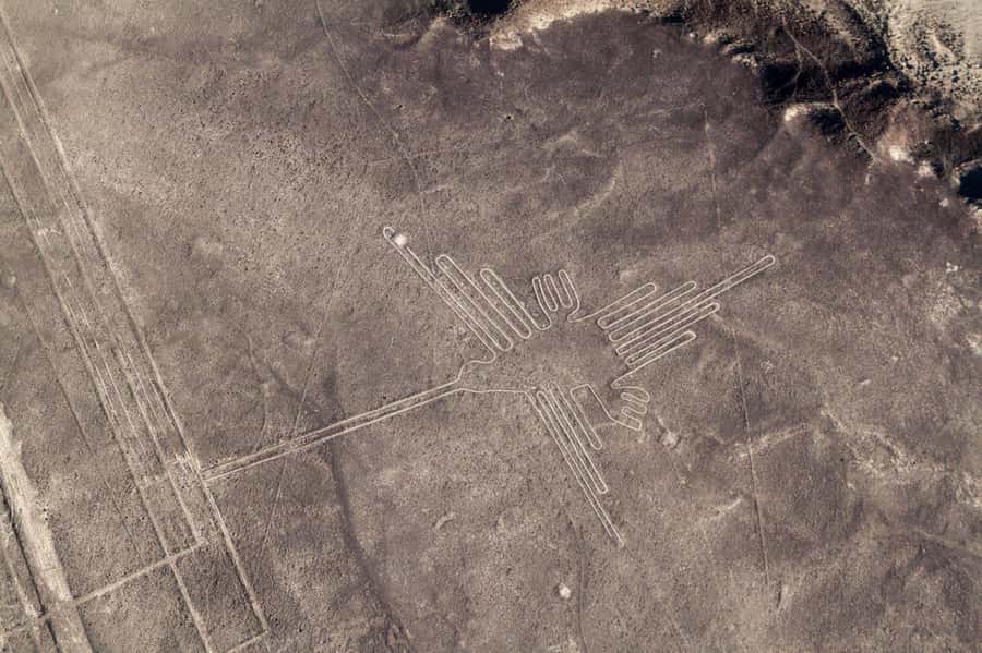 From Nazca: Small plane flight over the Nazca Lines - Why the Nazca Lines need an aerial view