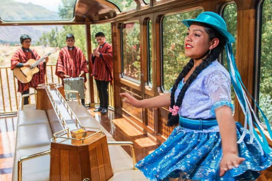 From Puno: Travel to Cusco in Titicaca Train All Inclusive - Why this train journey is worth considering