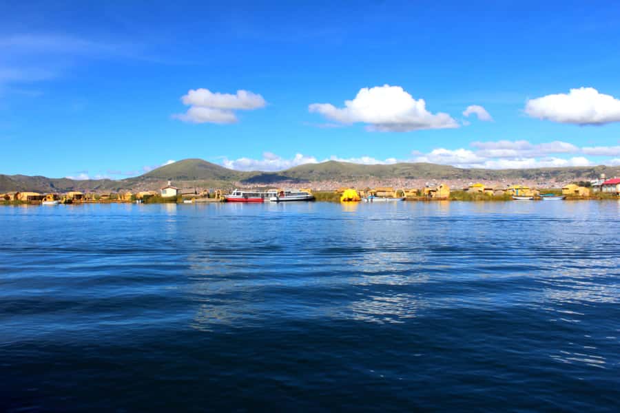 From Puno: Uros floating islands half Day tour - What the three-hour schedule feels like