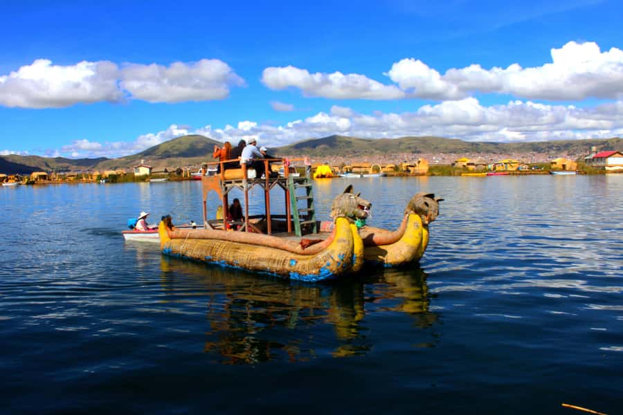 From Puno: Uros floating islands half Day tour - The guide and language experience