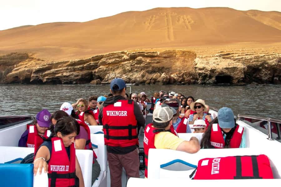 From San Martin Port: Ballestas Islands Tour in Paracas - Why the Ballestas Islands make a good port excursion