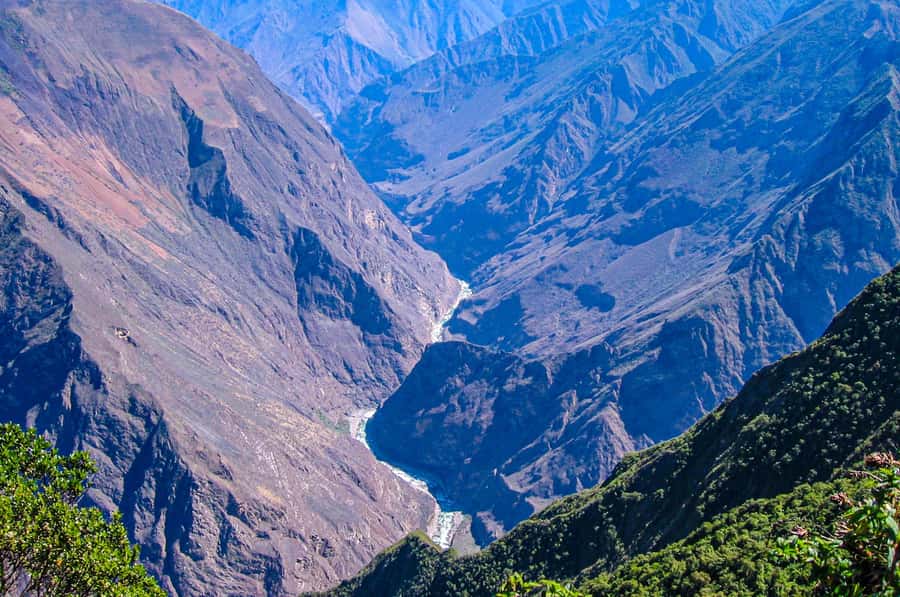 Full-Day Condor Viewpoint & Inca Sites Tour - The climb to Chonta changes the mood