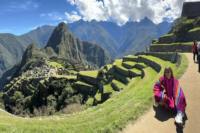 Full Day Private Guided Tour in Machu Picchu - The Ollantaytambo train is part of the experience