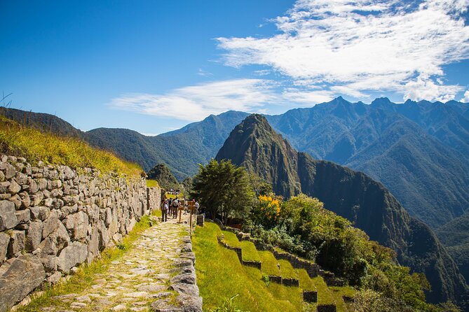 Full Day Private Tour of Machu Picchu from Cusco - The bimodal journey through Ollantaytambo