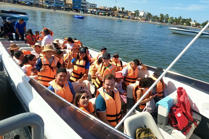Full day Tour Paracas Ica & Huacachina from Lima. - The 5:00 a.m. start from Lima