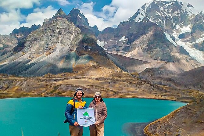 Full-Day Tour to Ausangate 7 Lakes - Breakfast in Pacchanta before the climb